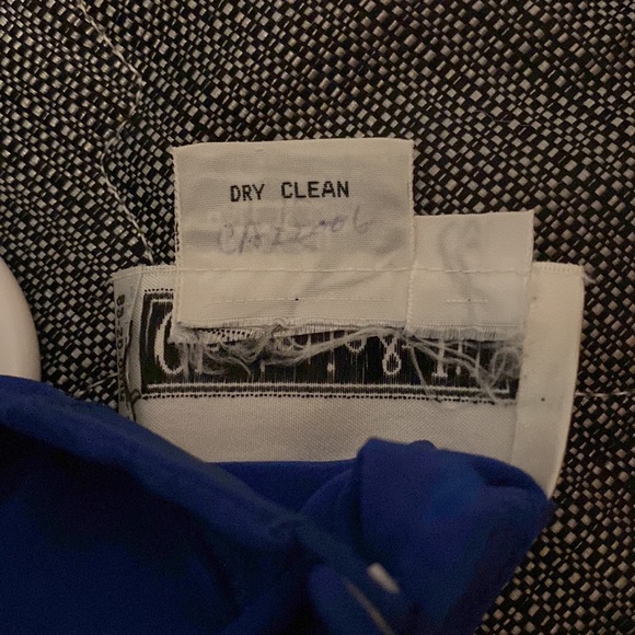 Vintage Women’s Christie & Jill 100% Silk Blouse size medium - Picture 5 of 5